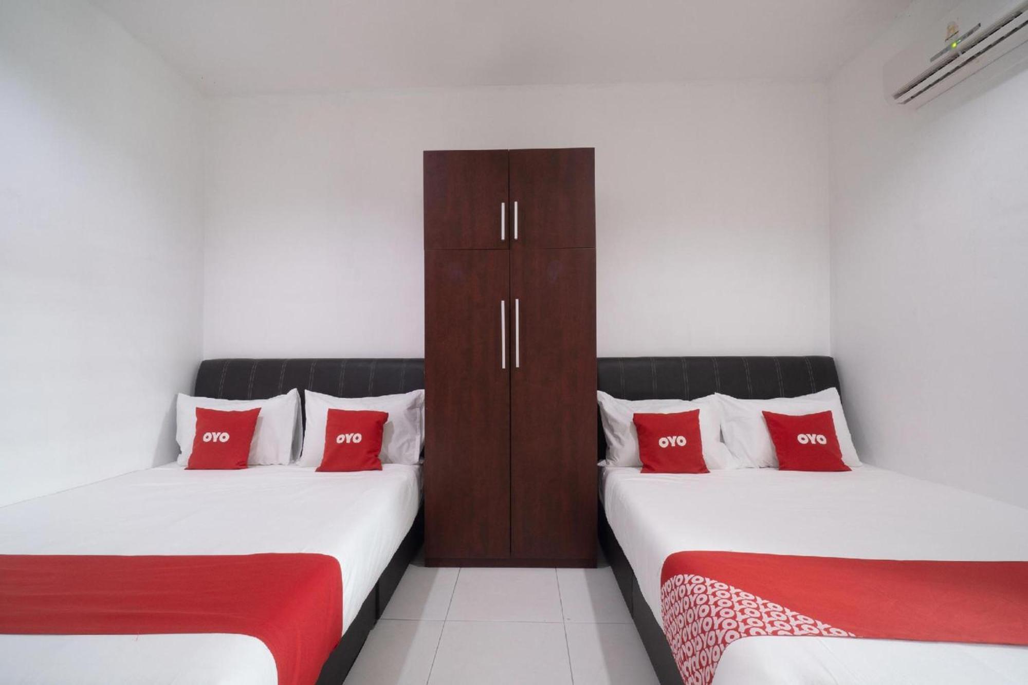 Oyo 91089 Motel Fasa 2B Seri Manjung Exterior foto